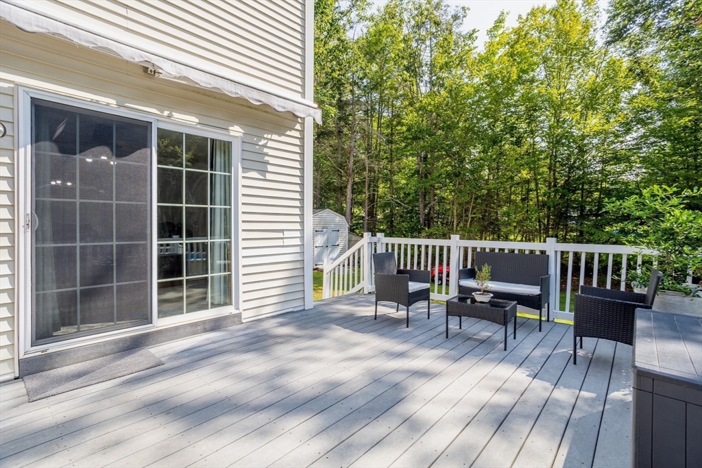 150 Lakeshore Drive