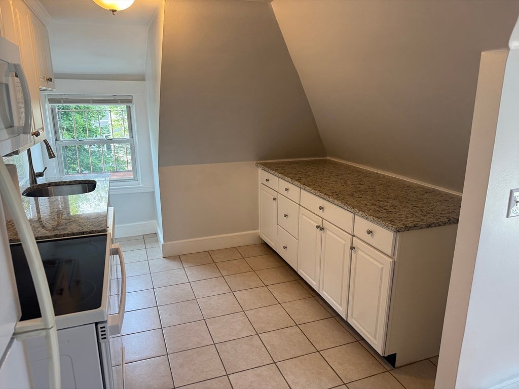 32 Paul Revere Rd #3, Arlington, MA Photo #3