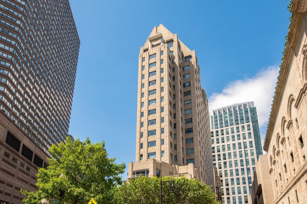 Boston, Massachusetts 02116, United States, 3 Bedrooms Bedrooms, ,3 BathroomsBathrooms,Residential,Active,203980