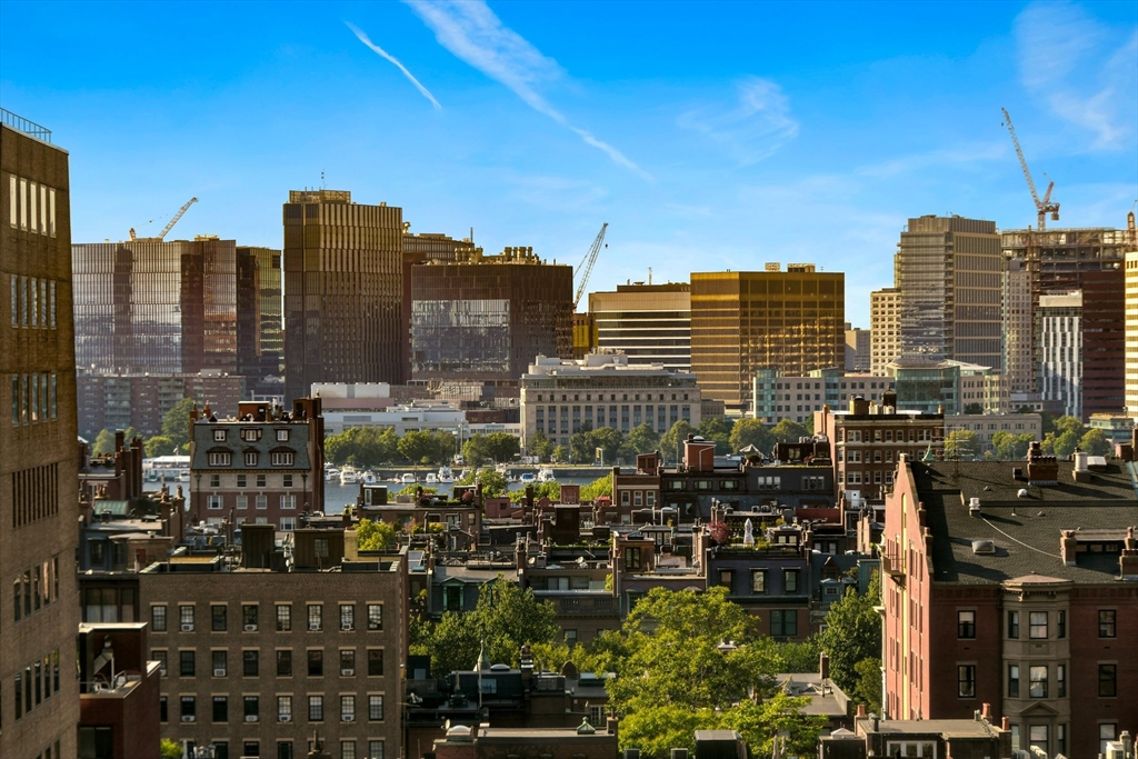 Boston, Massachusetts 02116, United States, 3 Bedrooms Bedrooms, ,3 BathroomsBathrooms,Residential,Active,203980