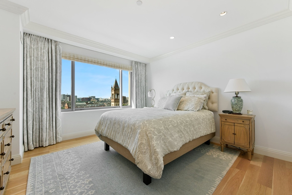 Boston, Massachusetts 02116, United States, 3 Bedrooms Bedrooms, ,3 BathroomsBathrooms,Residential,Active,203980