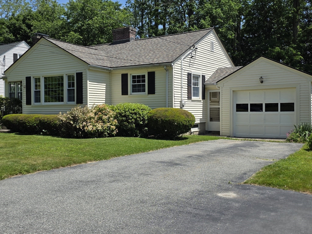 34 Wildrose Ave