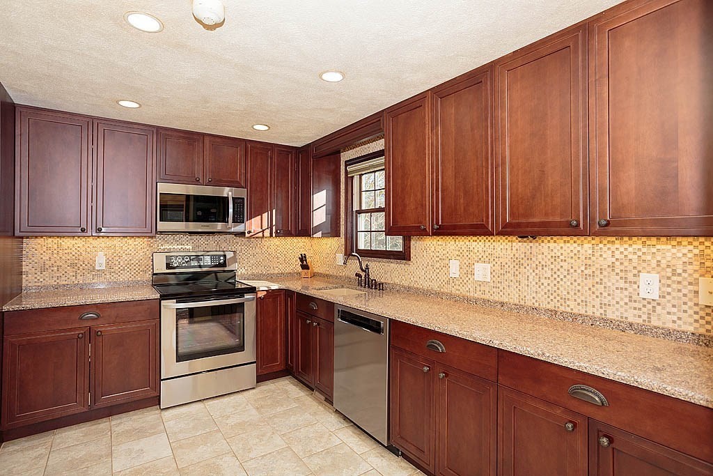 18 Winn Valley Drive