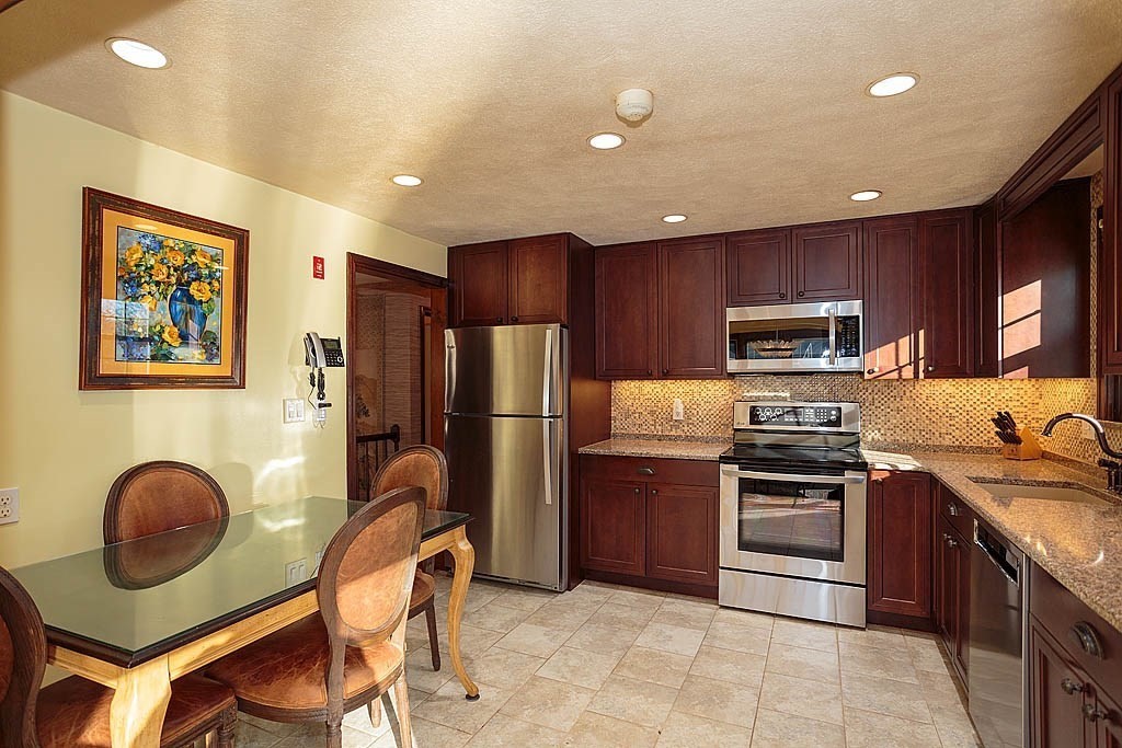 18 Winn Valley Drive