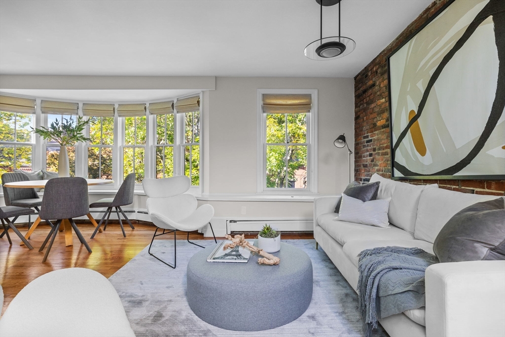 81 Waltham St 6