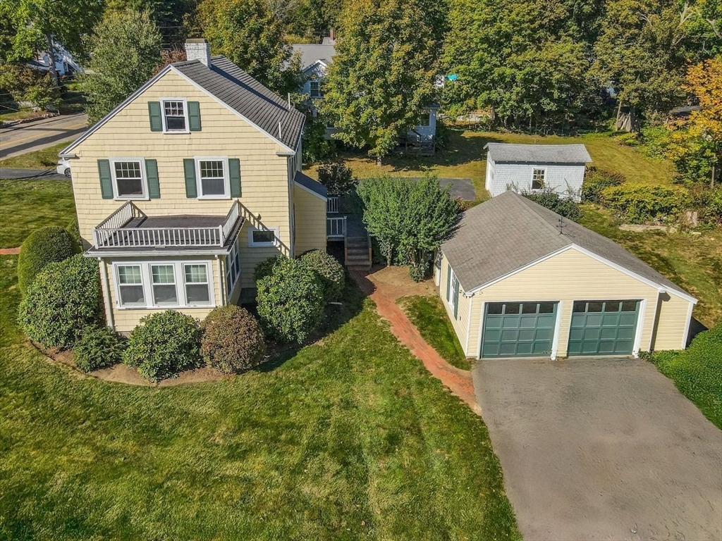 14 Cottage St