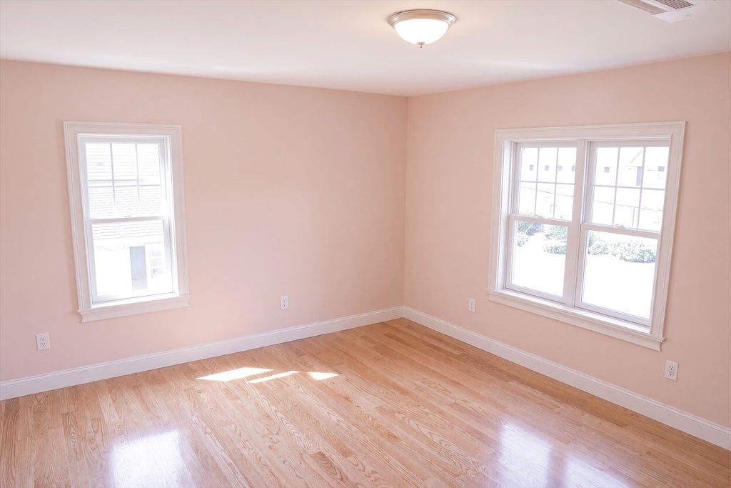 126 Jefferson ST, Braintree, MA Photo #20