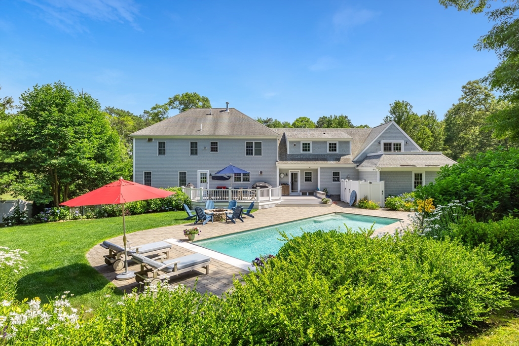 41 Lakeview Drive
