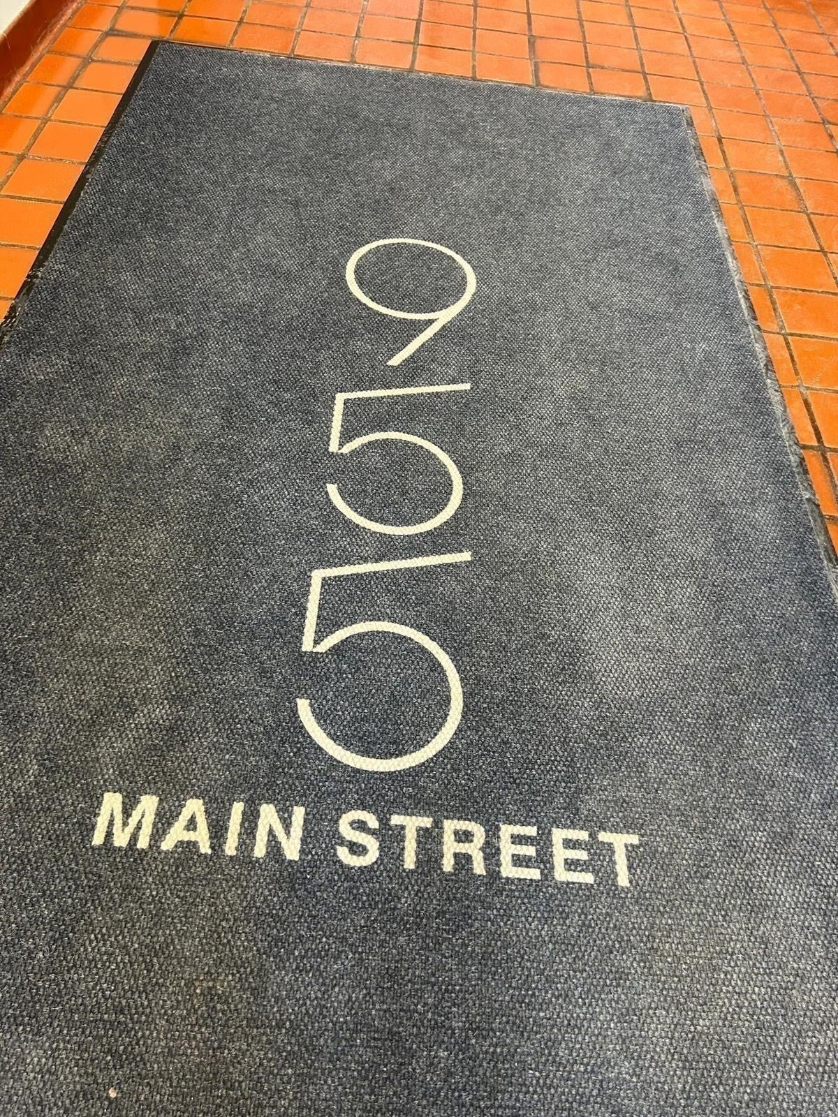 955 Main St 305