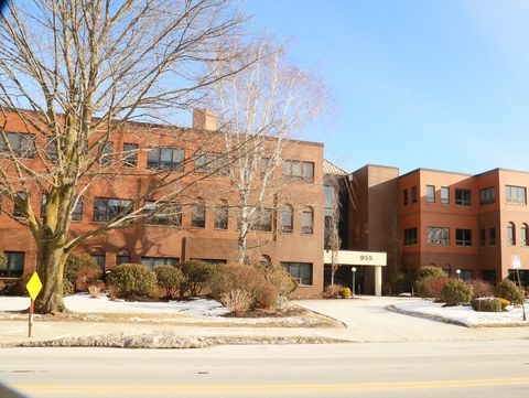 Photo of 955 Main St #305, Winchester, MA 01890 (MLS # 73507899)