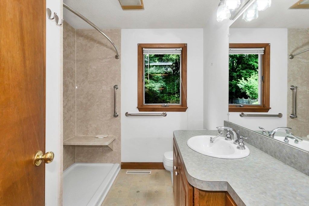 293 N Loomis St, Southwick, MA, 293 N Loomis St, Southwick, MA Photo #22