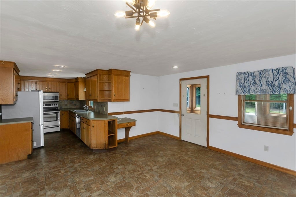 293 N Loomis St, Southwick, MA, 293 N Loomis St, Southwick, MA Photo #18