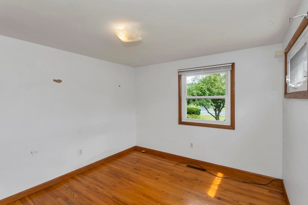 293 N Loomis St, Southwick, MA, 293 N Loomis St, Southwick, MA Photo #25