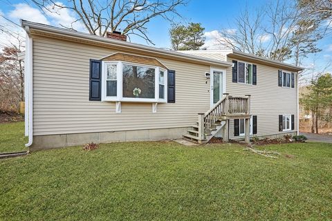 4 Oriole Way Plymouth MA 02360
