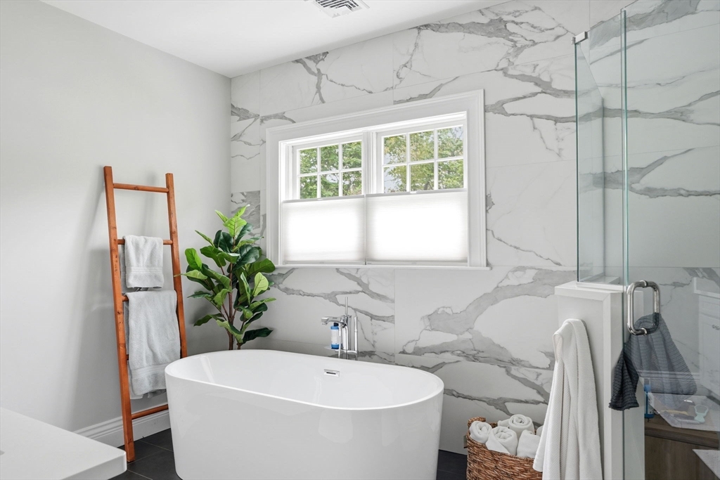 485 Country Way, Scituate, MA Photo #24