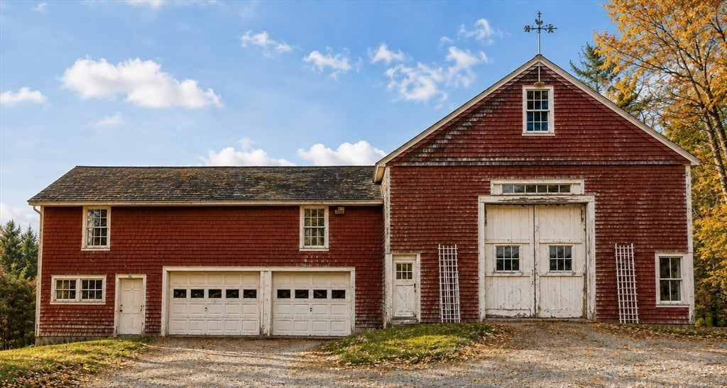 15 W Main St, Upton, MA, 15 W Main St, Upton, MA Photo #2