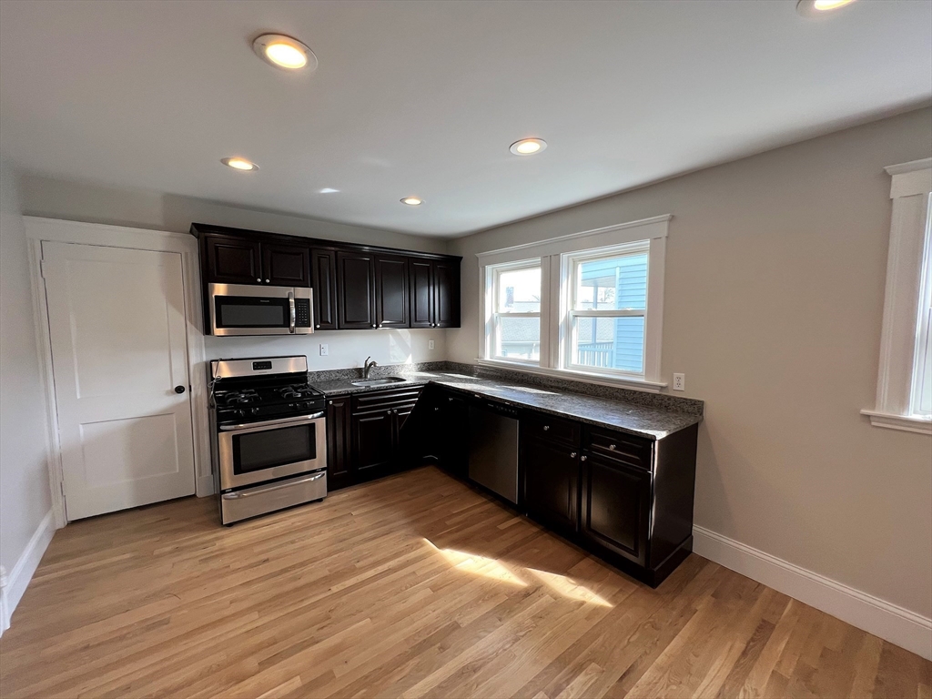 344-346 Hyde Park Ave 3