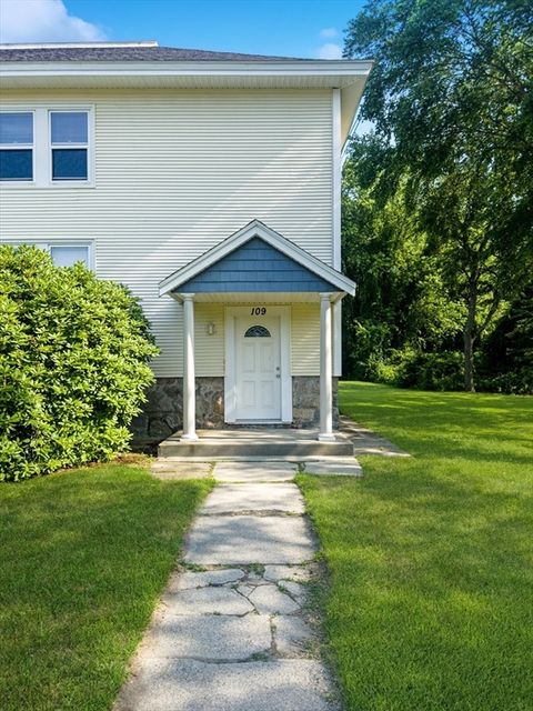 Photo of 109 Hampshire Road #2, Methuen, MA 01844 (MLS # 73481141)