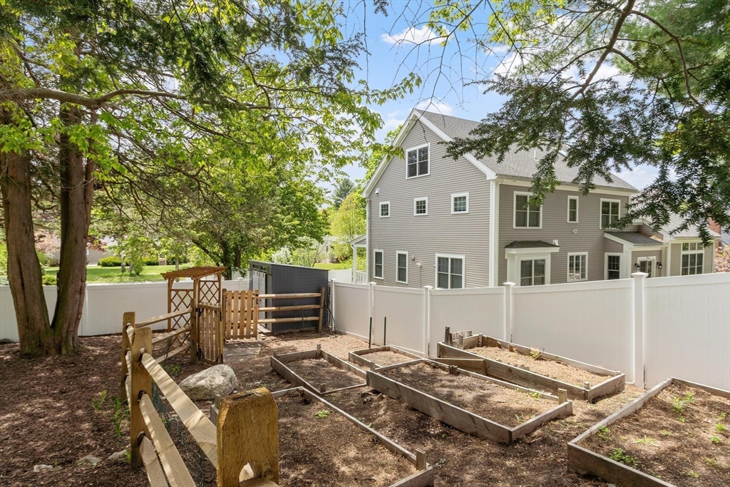 15 Minute Man Lane, Lexington, MA Photo #33