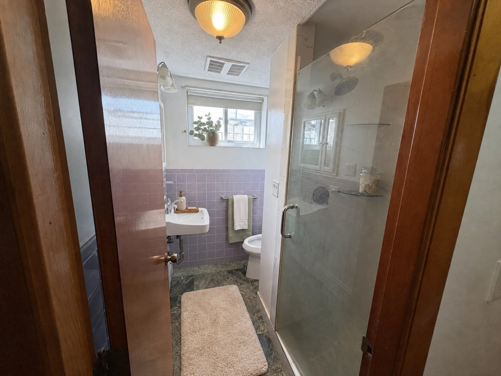 68 Keayne St, Revere, MA Photo #10