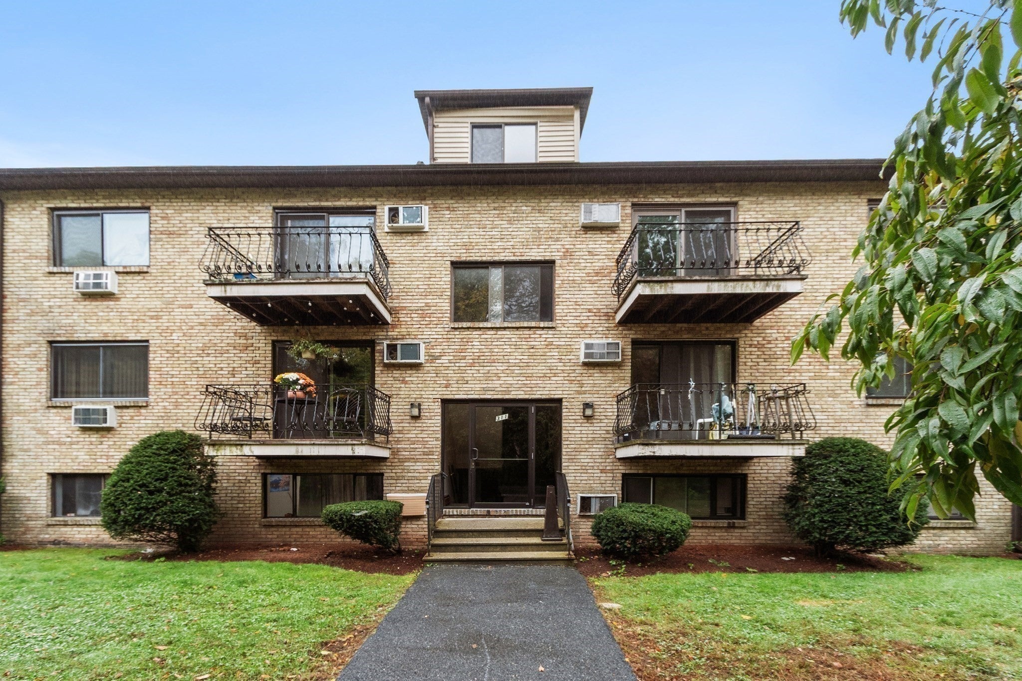 311 Pawtucket Blvd #29, Lowell, MA, 311 Pawtucket Blvd #29, Lowell, MA Photo #32