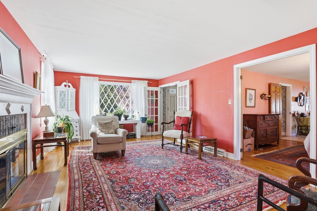 3 Linden St