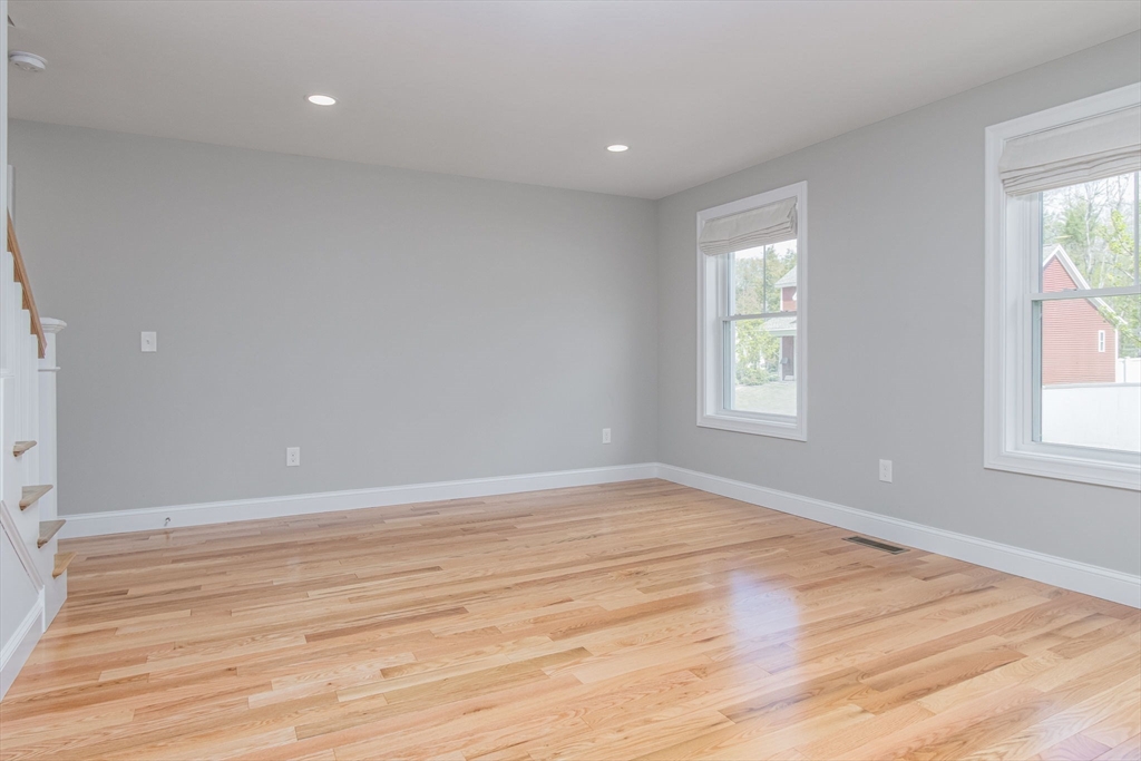 21 Birch Drive, Pepperell, MA Photo #15