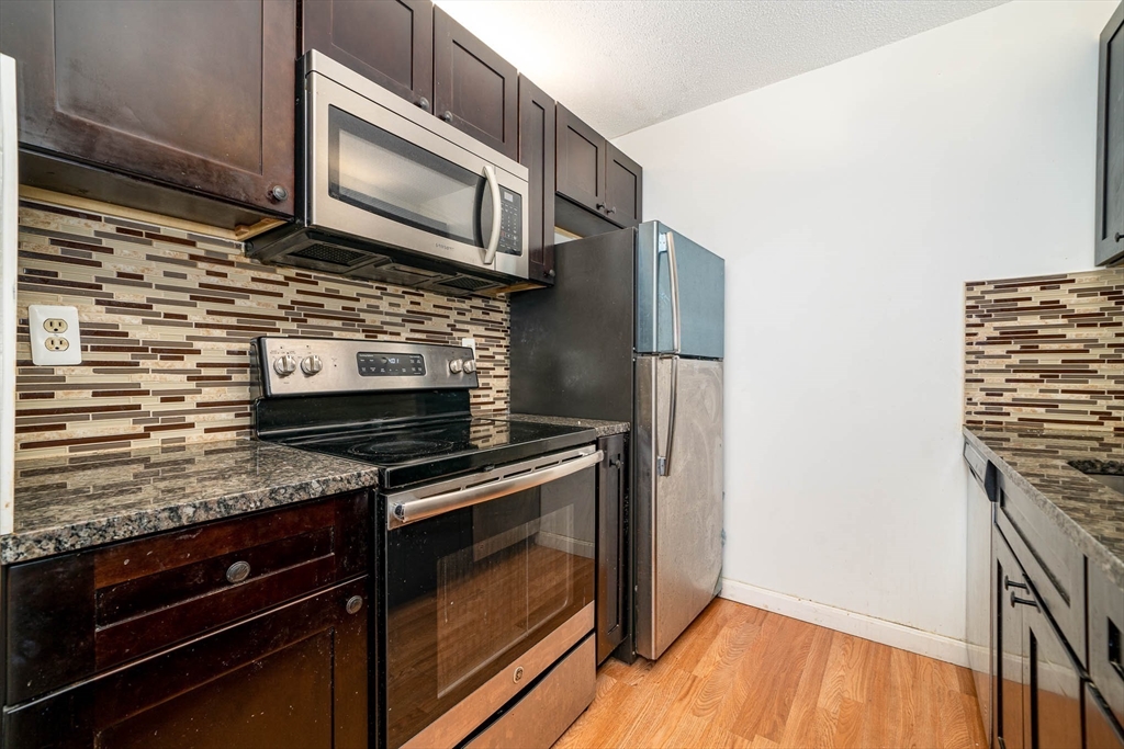 133 Commander Shea Blvd 505