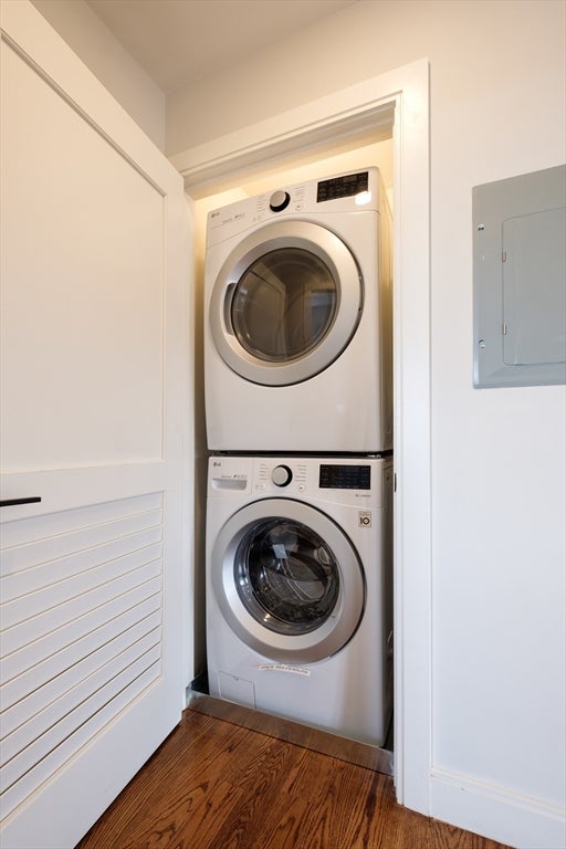 1 Everett ST #303, Boston, MA Photo #11