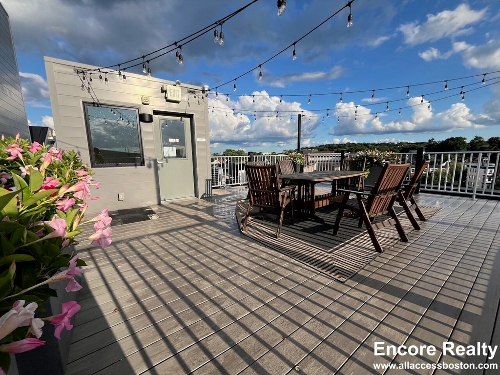 1 Everett ST #303, Boston, MA Photo #20