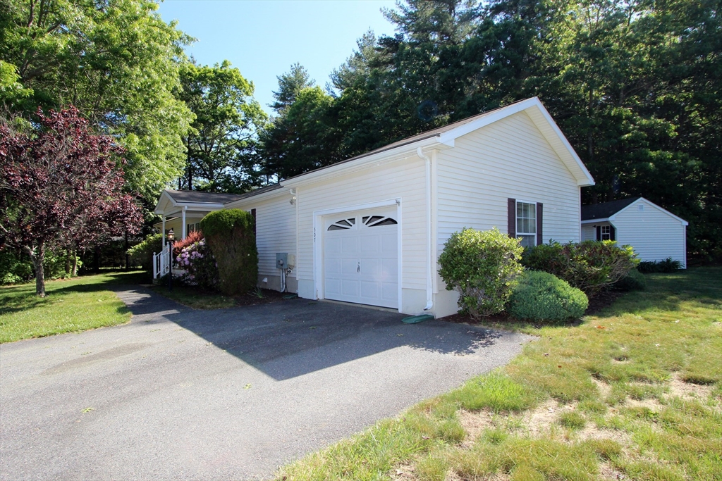 507 Crystal Way