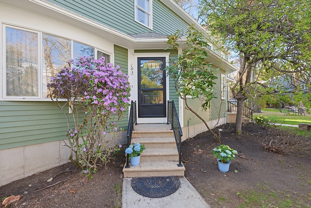 103 Metropolitan Ave 103