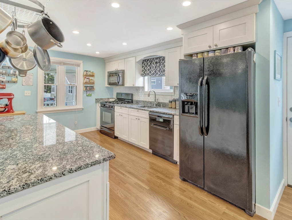 65 F Street, Hull, MA Photo #12