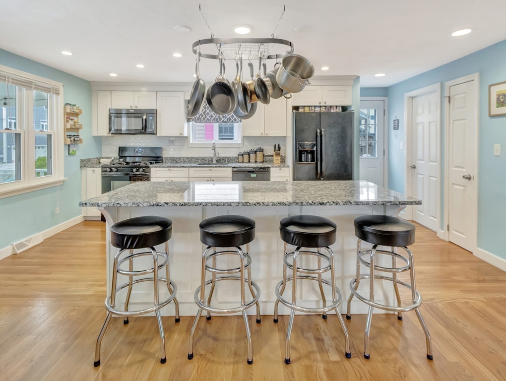 65 F Street, Hull, MA Photo #11