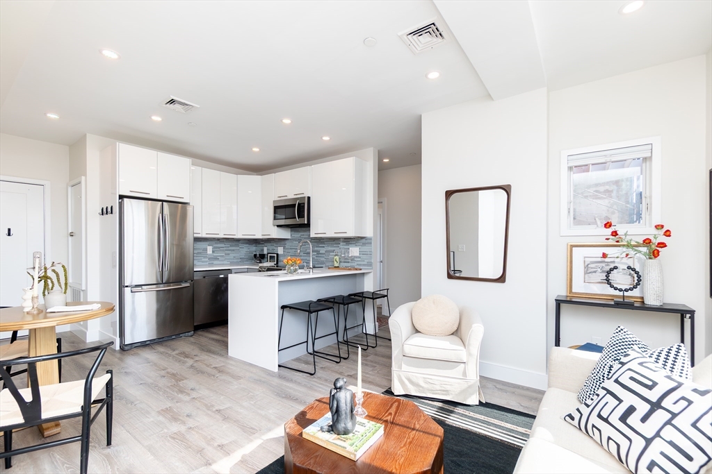 70 Bremen Street 201