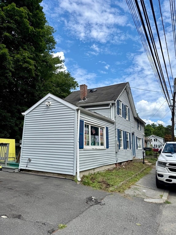 145 Winn St
