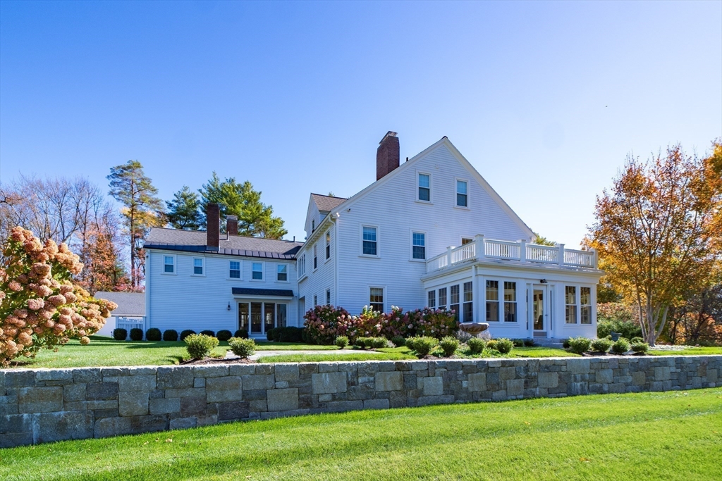 67 Farm St