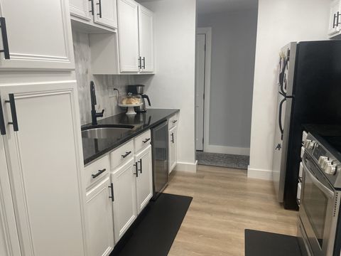 200 Manning St 17 C Hudson MA 01749
