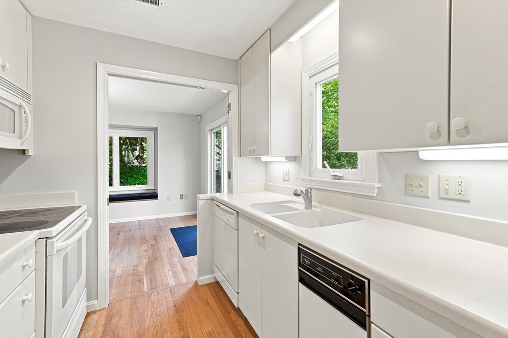 15 Fifer Ln #15, Lexington, MA, 15 Fifer Ln #15, Lexington, MA Photo #12