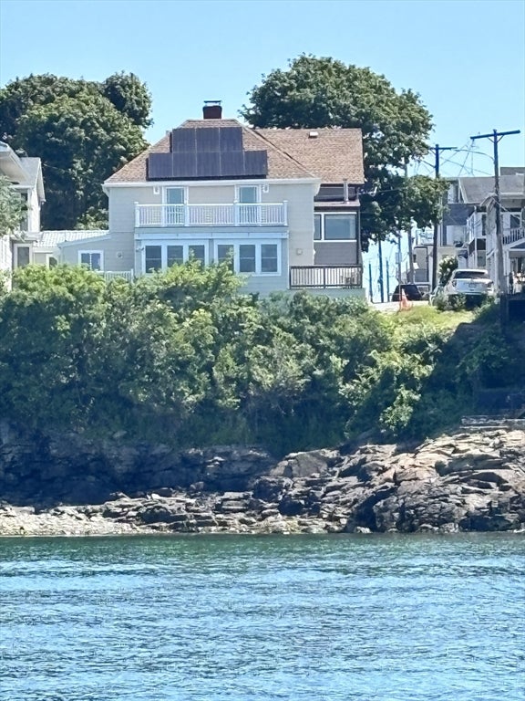 43 Maple Ave.