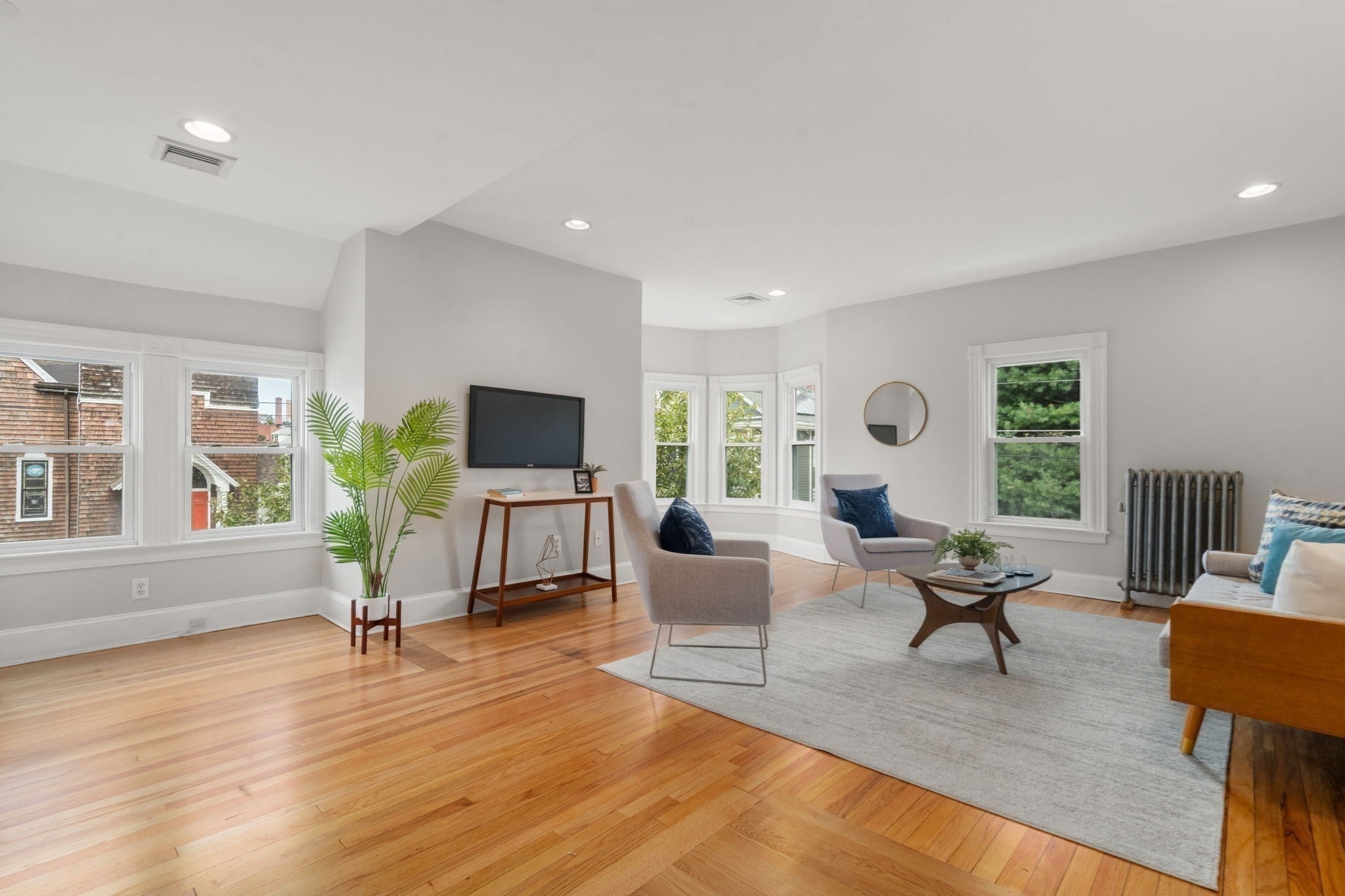 Photo of 2 Holton St, Medford, MA