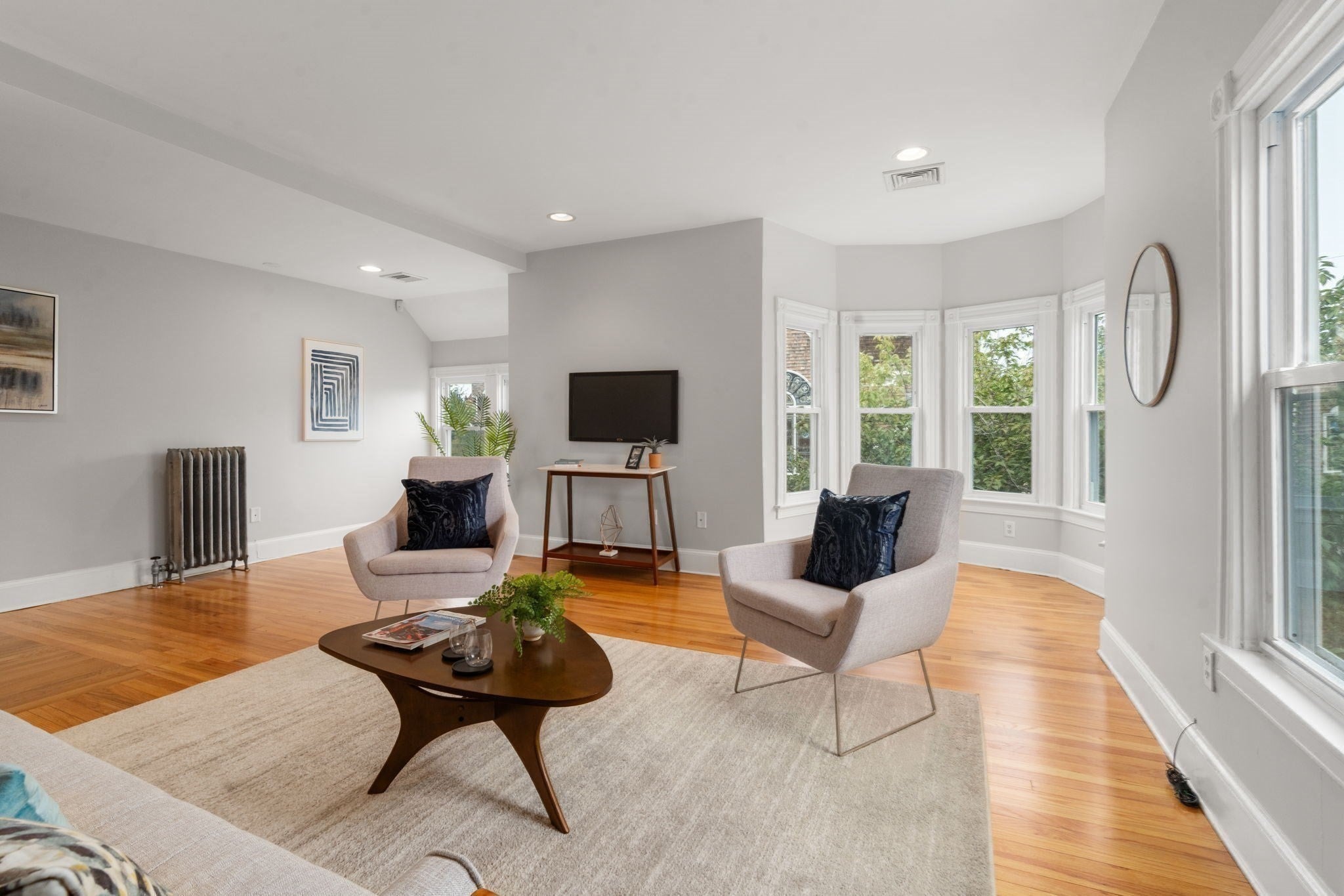 2 Holton St #2B, Medford, MA Photo #3