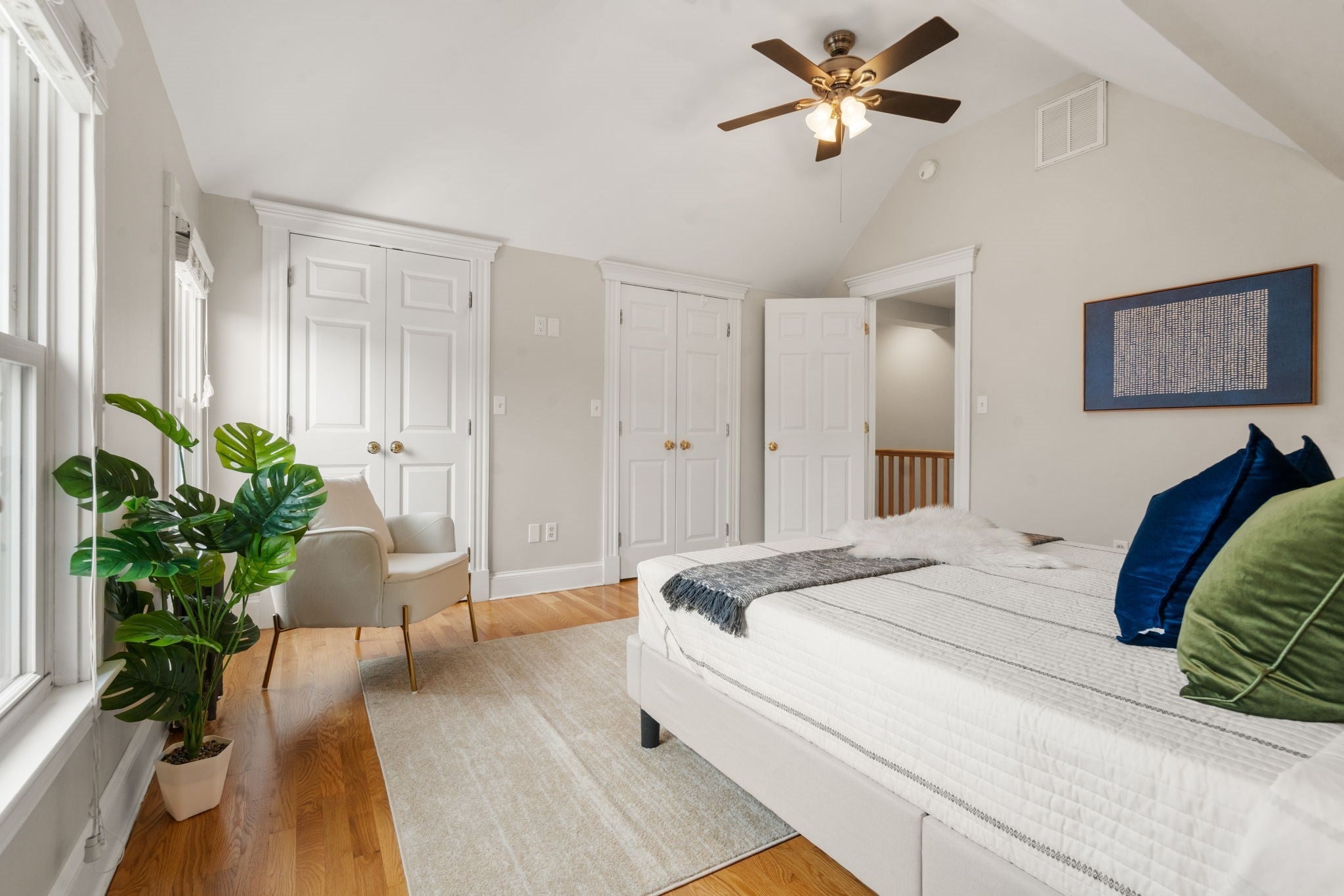2 Holton St #2B, Medford, MA Photo #12