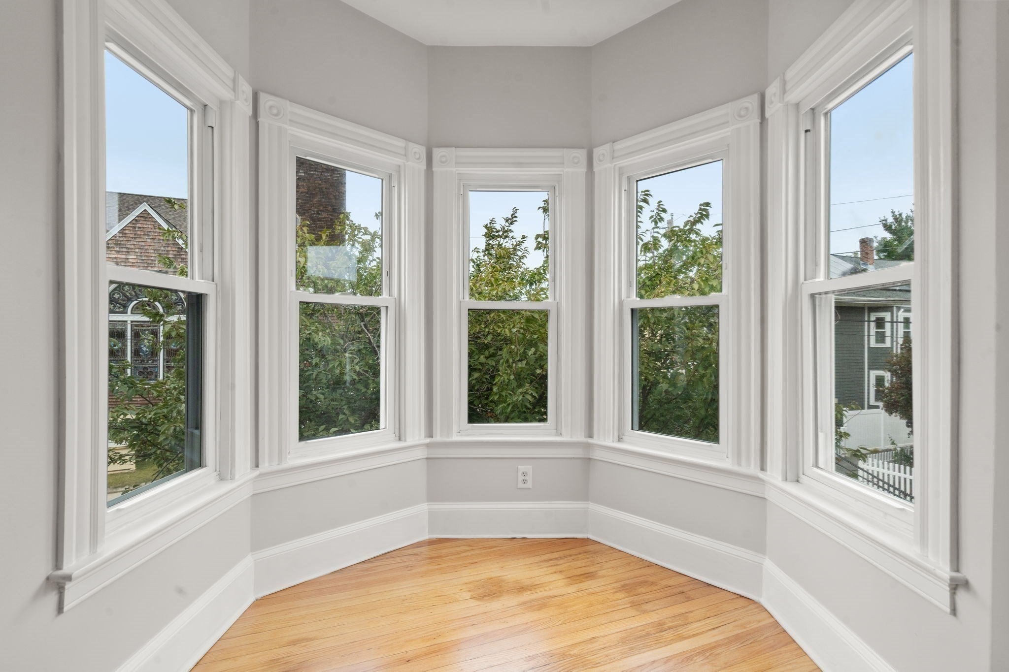 2 Holton St #2B, Medford, MA Photo #5