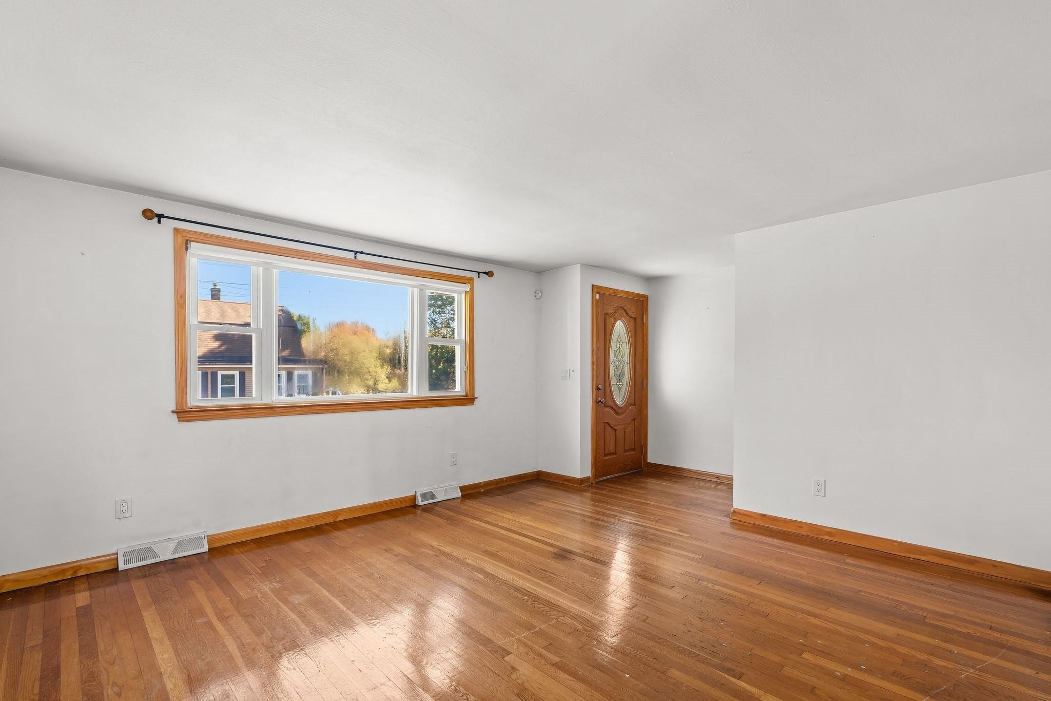 28 Eames Ave, Brockton, MA, 28 Eames Ave, Brockton, MA Photo #6