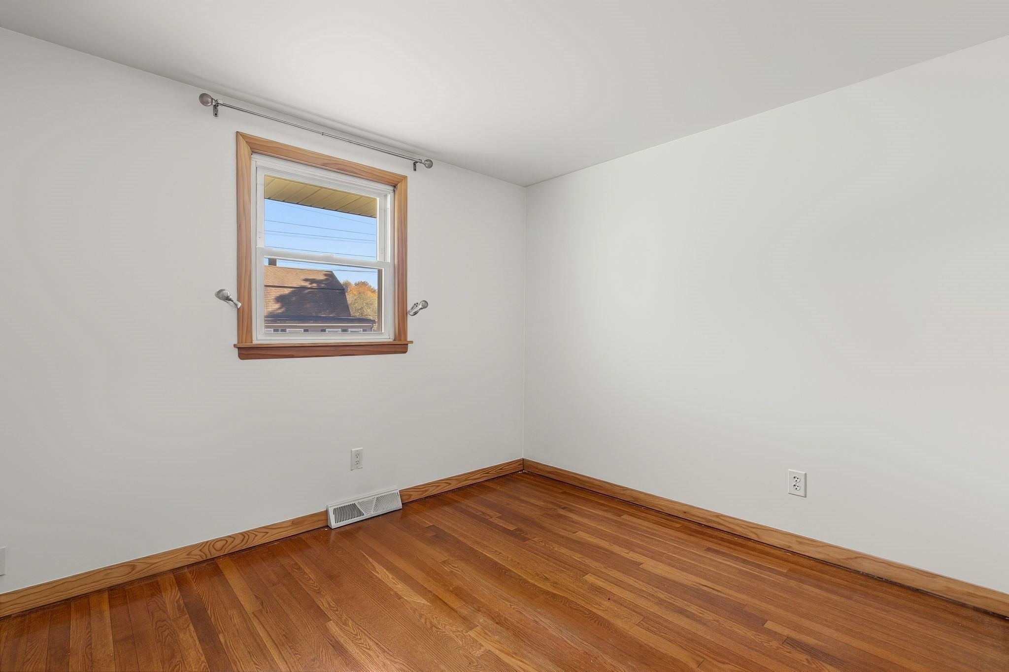 28 Eames Ave, Brockton, MA, 28 Eames Ave, Brockton, MA Photo #24