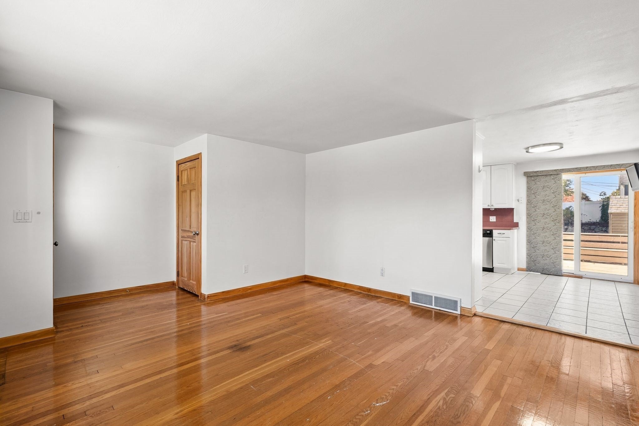 28 Eames Ave, Brockton, MA, 28 Eames Ave, Brockton, MA Photo #8