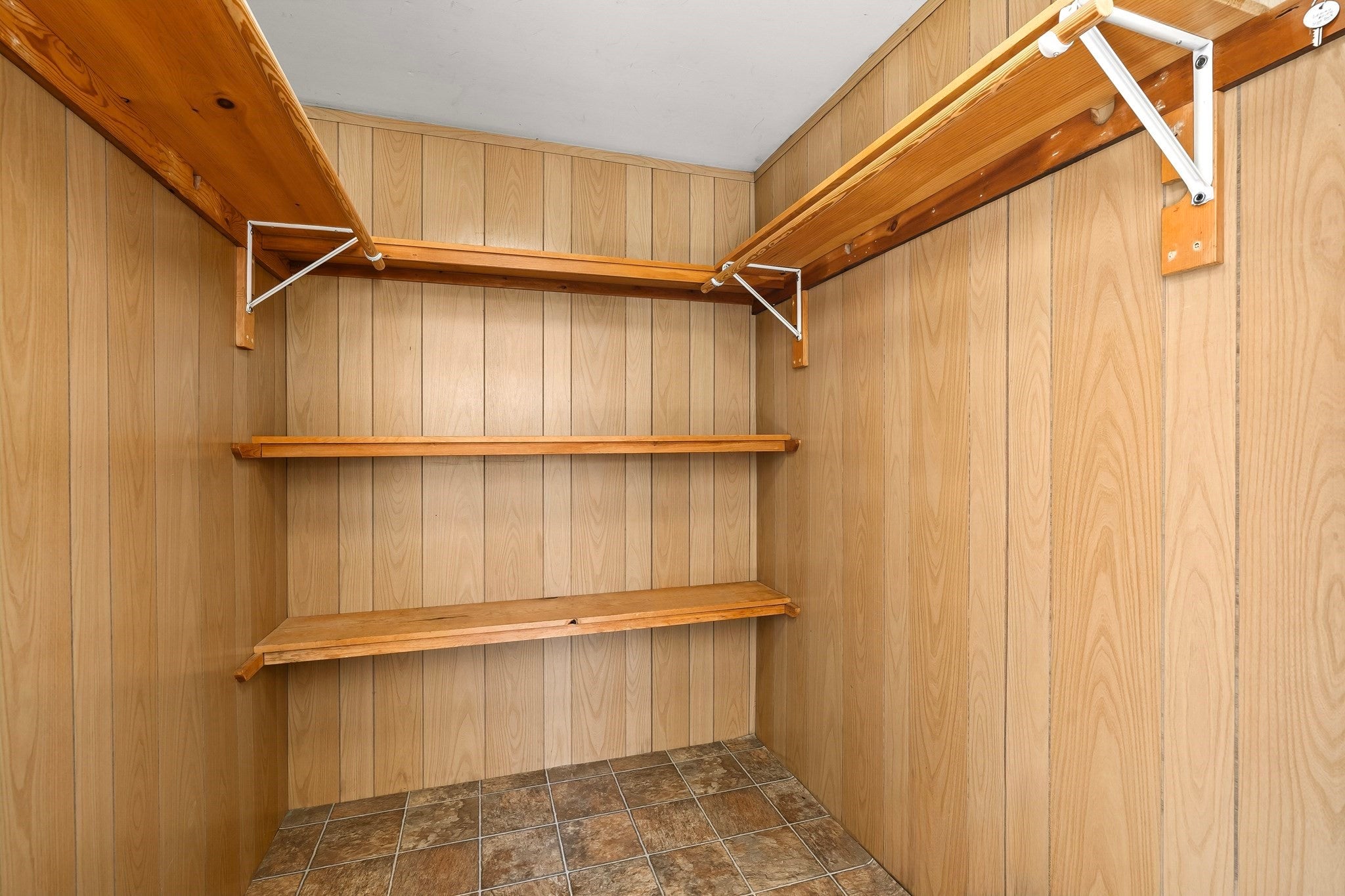 28 Eames Ave, Brockton, MA, 28 Eames Ave, Brockton, MA Photo #17