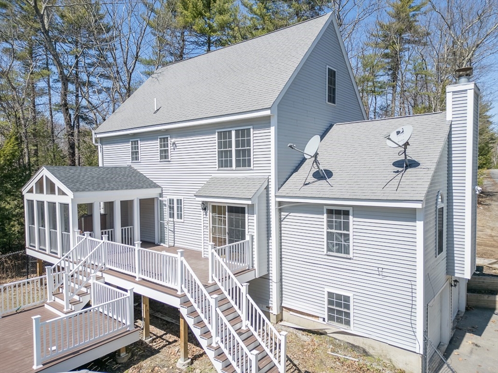142 Jewett St