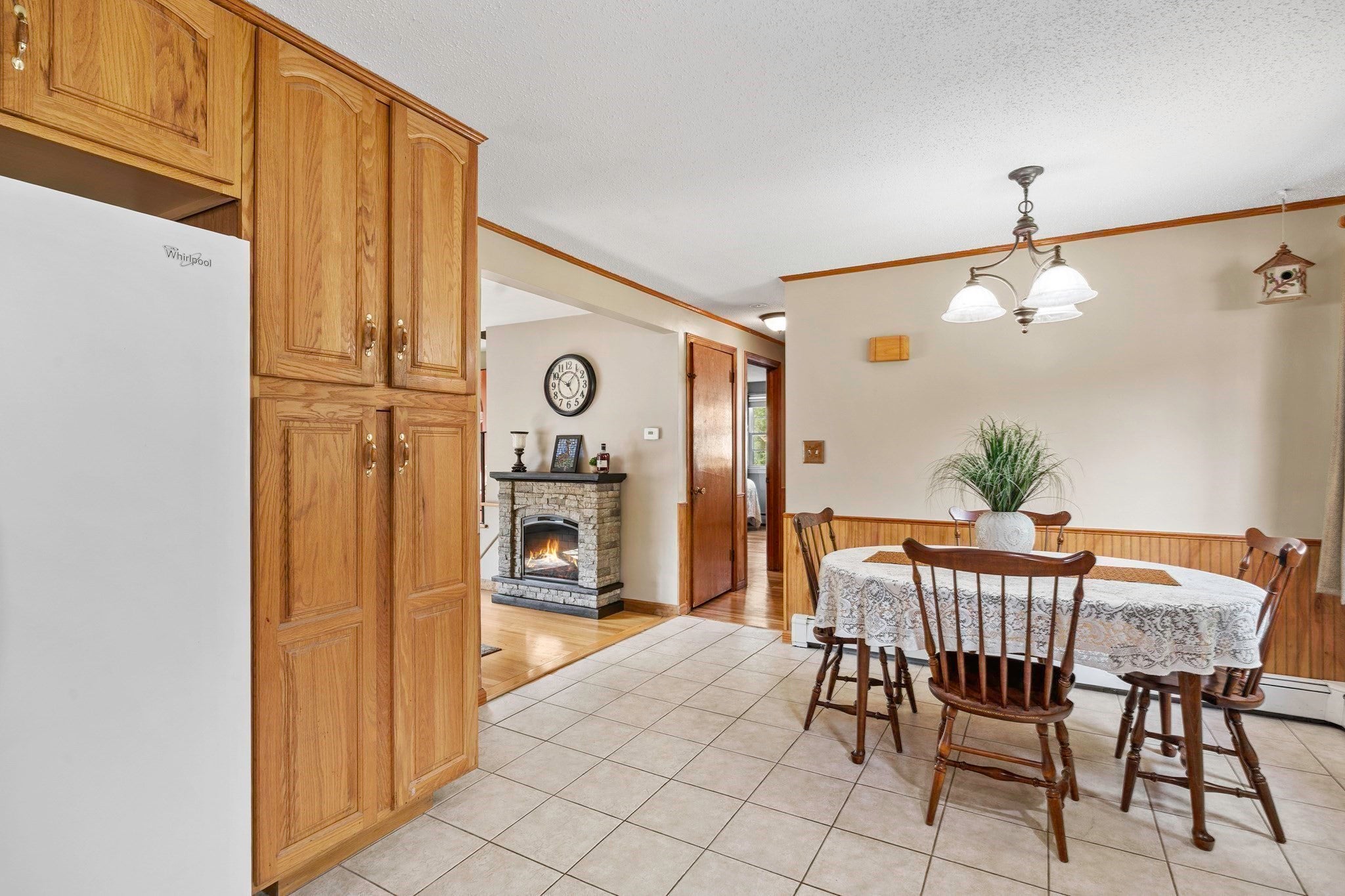 254 Mccarthy Ave, Chicopee, MA Photo #6